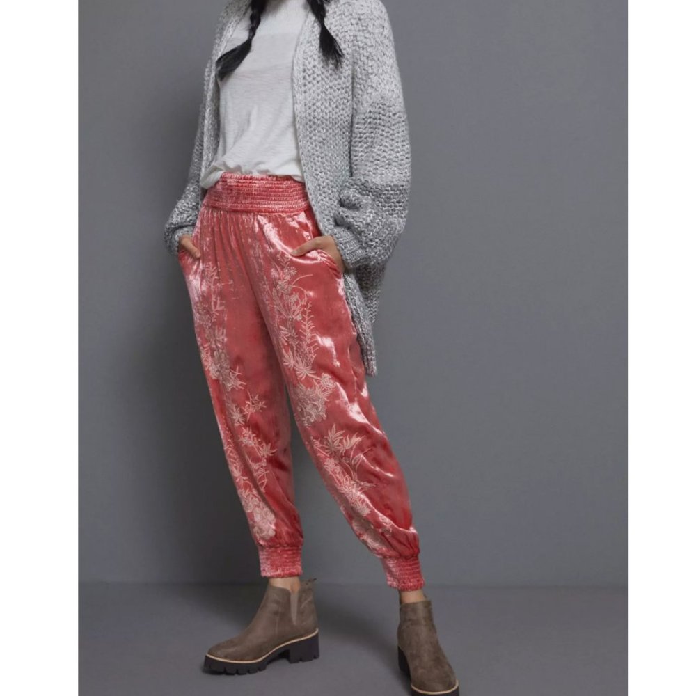 Anthropologie Rosie Embroidered Velvet Joggers Pink Size XS NWT
